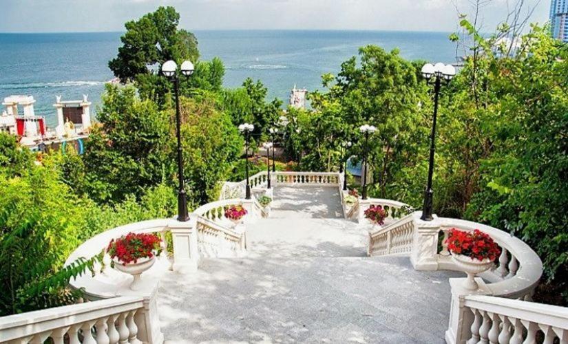 Апартаменты В Аркадийском Дворце У Моря Odessa Exterior foto